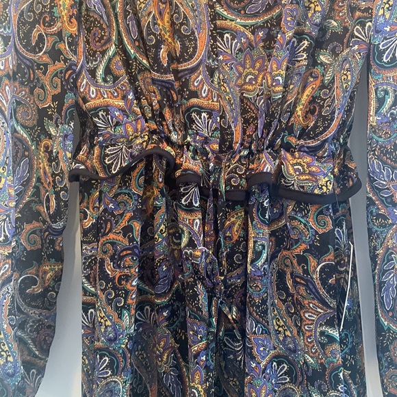 Express Cover/Dress - Picture 4 of 5